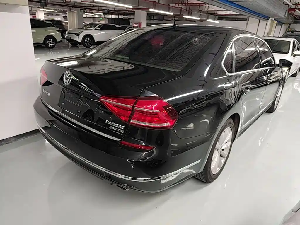 Volkswagen Passat — миниатюра 7