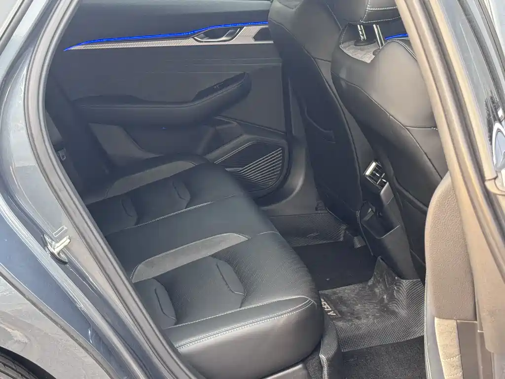 Geely Preface 2023 2.0TD