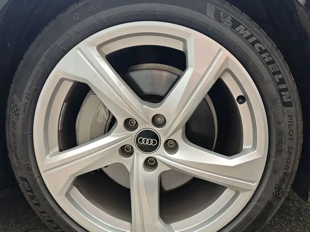 Audi A6L 2023 45 TFSI quattro