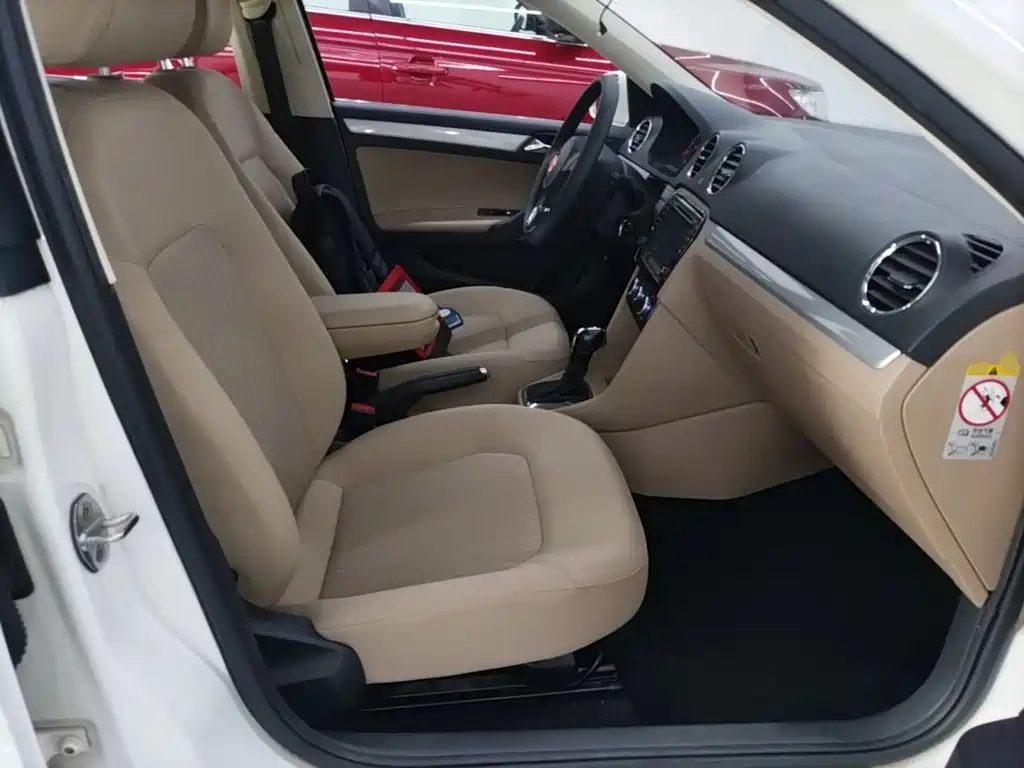 Volkswagen Jetta — миниатюра 25