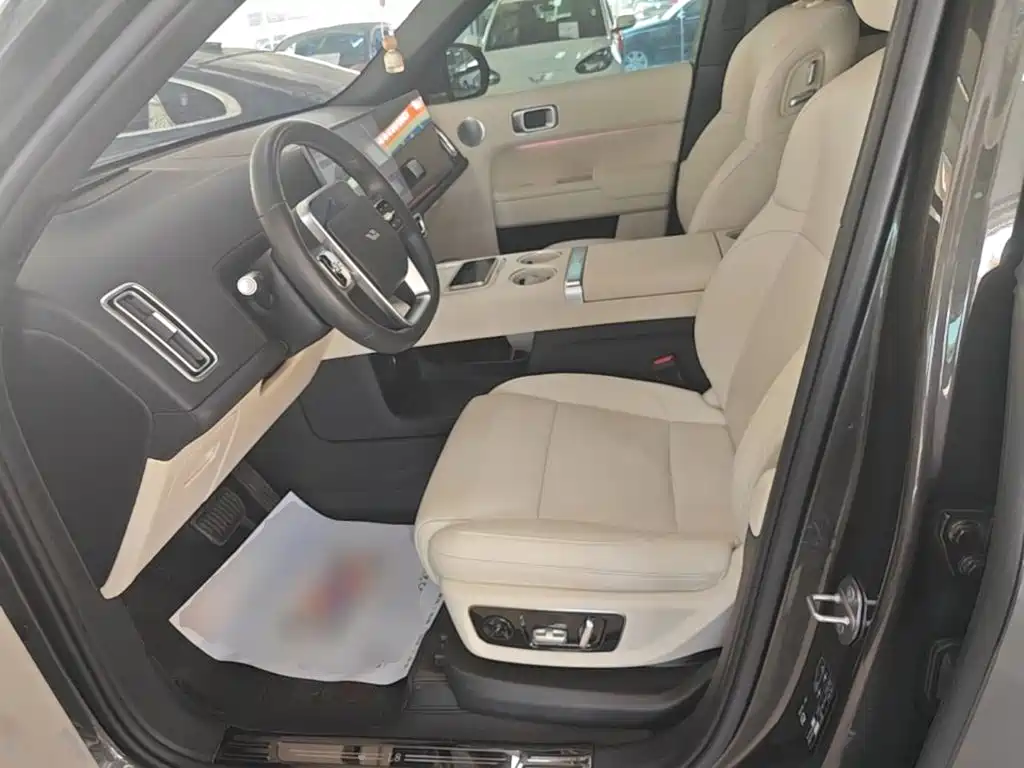 Li Auto Li L8 — миниатюра 15