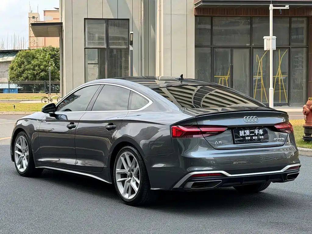 Audi A5 (Import) — миниатюра 9