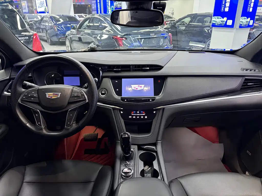 Cadillac XT5 — миниатюра 7