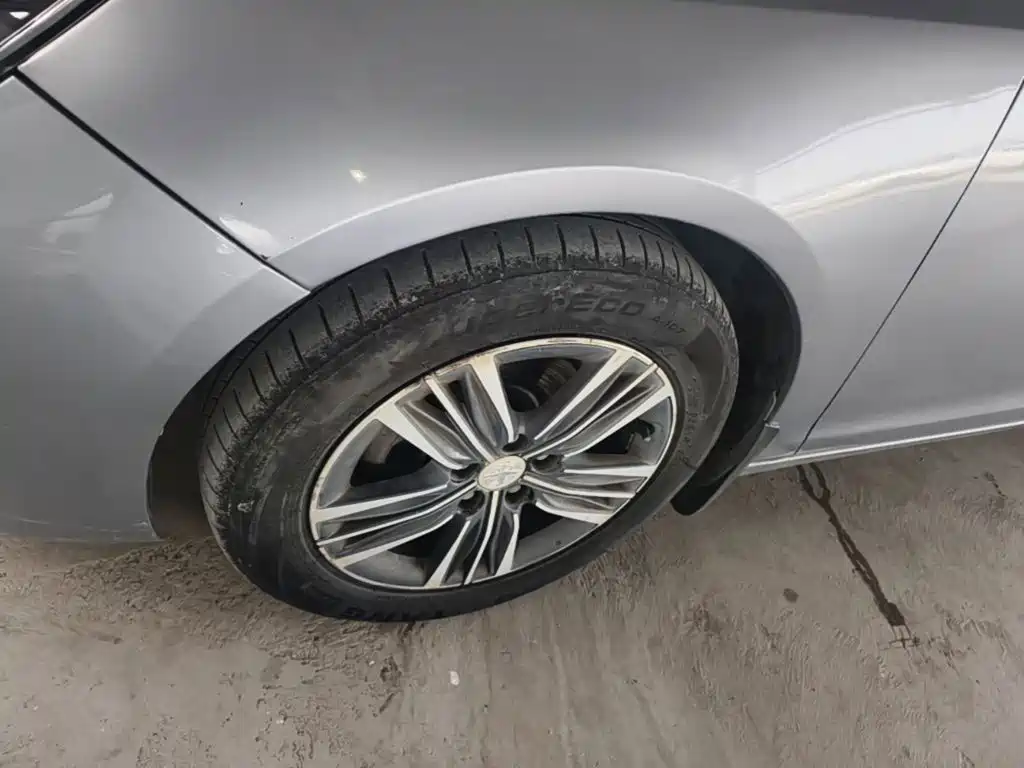 Peugeot 308 — миниатюра 23
