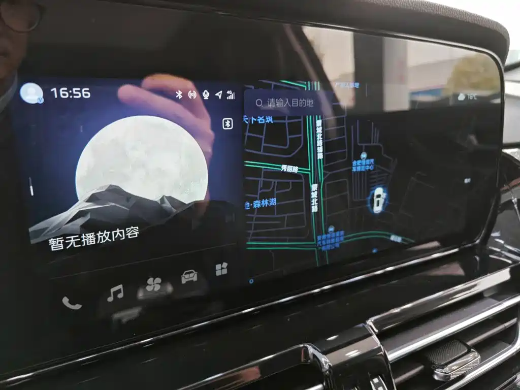 Hongqi Hongqi HS5 — миниатюра 10