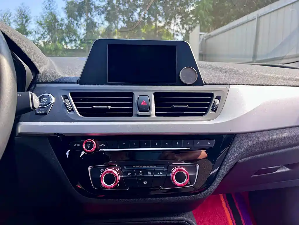 BMW 1 Series — миниатюра 13