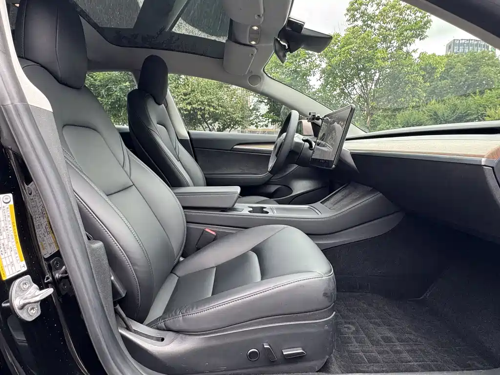 Tesla Model 3 — фотографии объявления, Фото 12