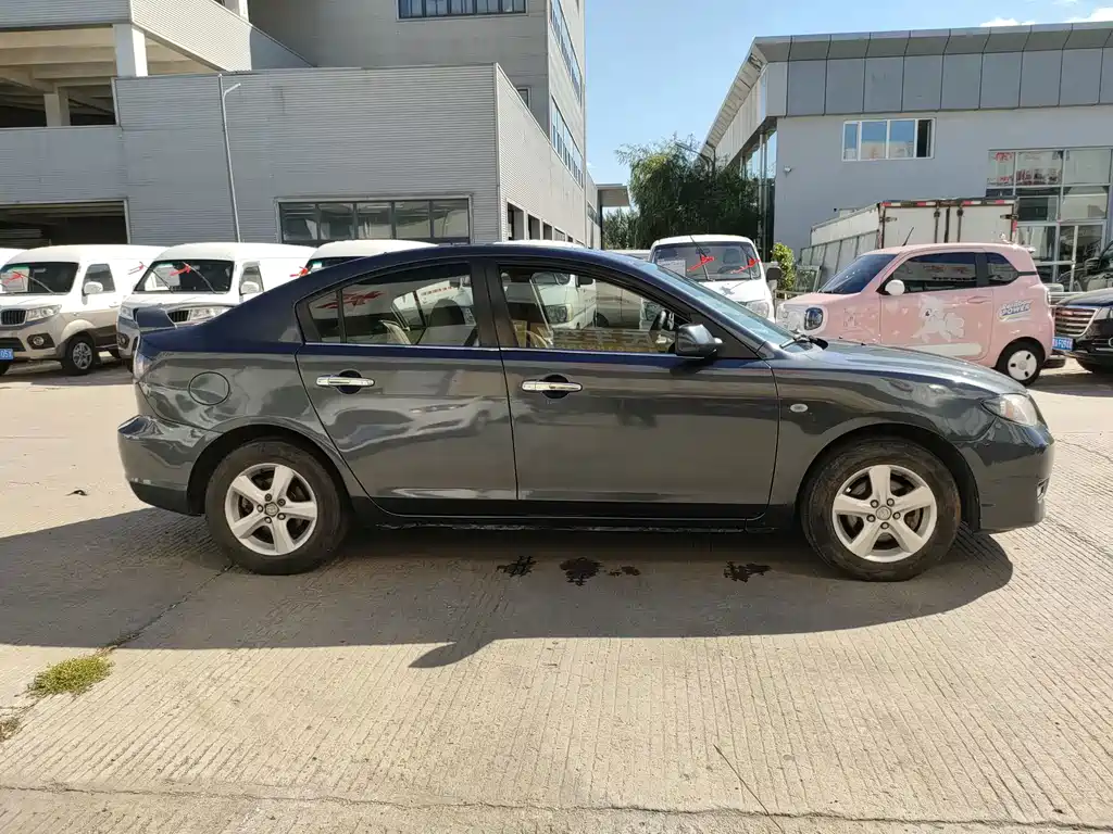 Mazda 3 — миниатюра 6