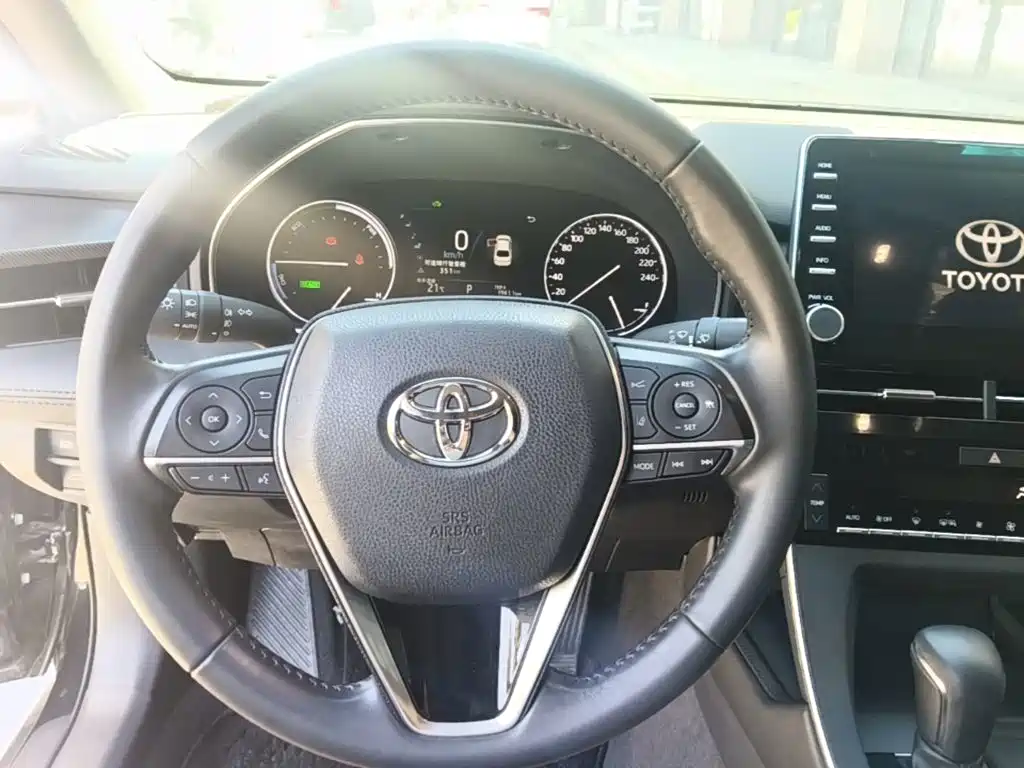 Toyota Avalon — миниатюра 11
