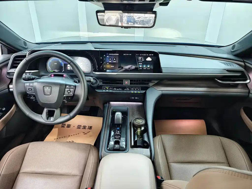 Toyota Crown 2024 2.5L