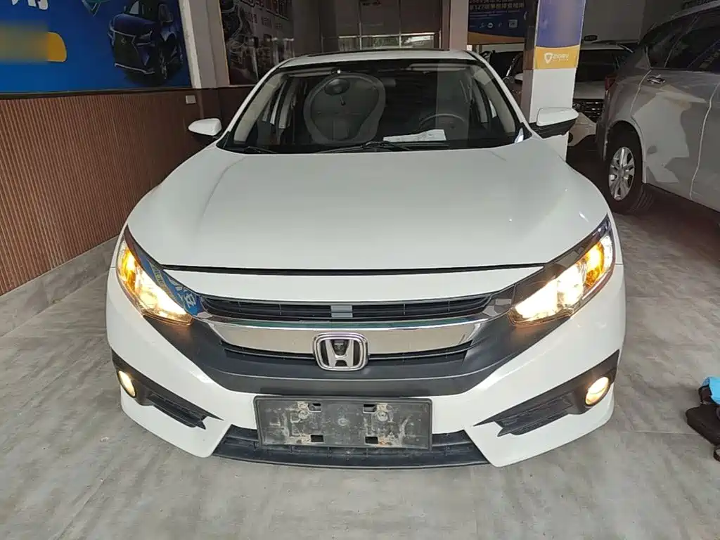 Honda Civic — миниатюра 3