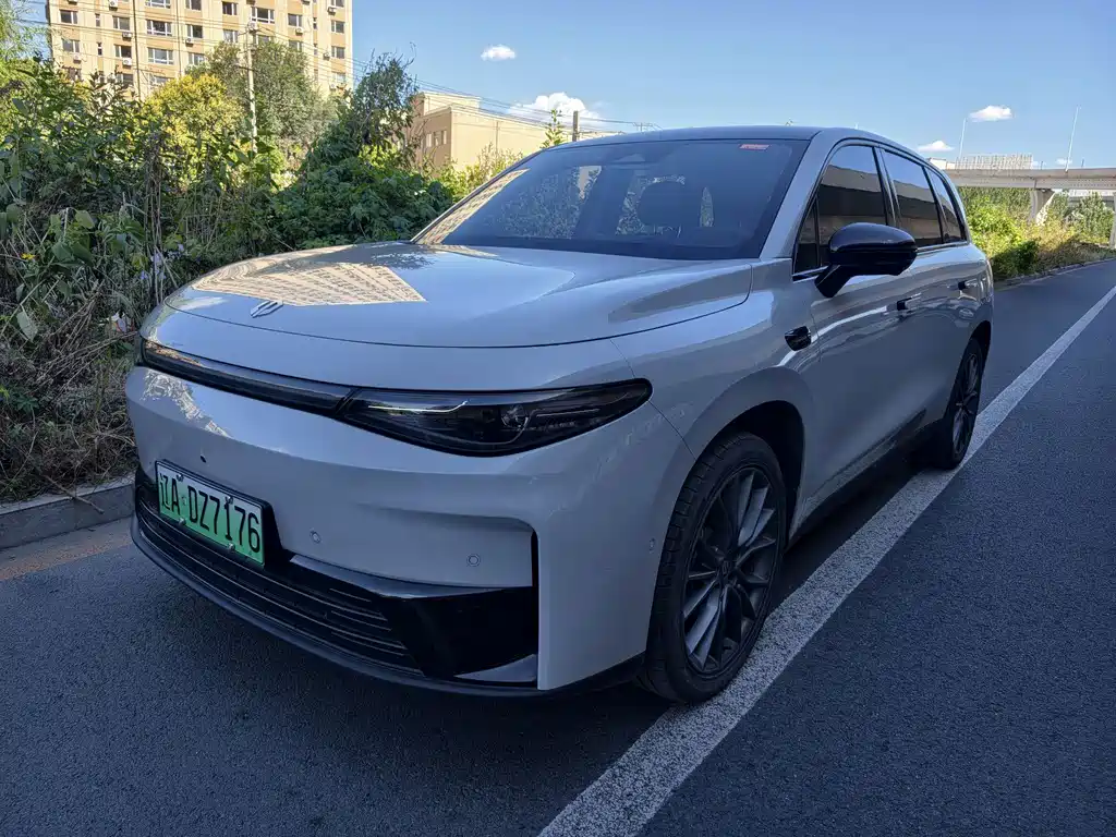 Leapmotor Leapmotor C10 — миниатюра 3