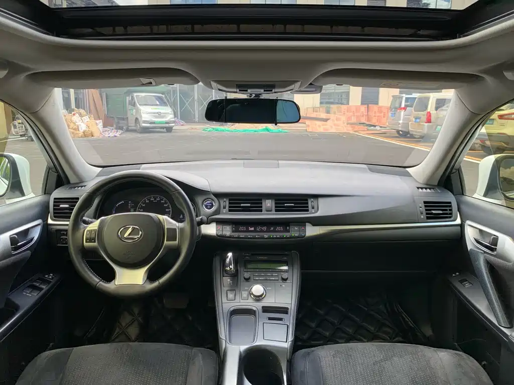 Lexus CT — фотографии объявления, Фото 29