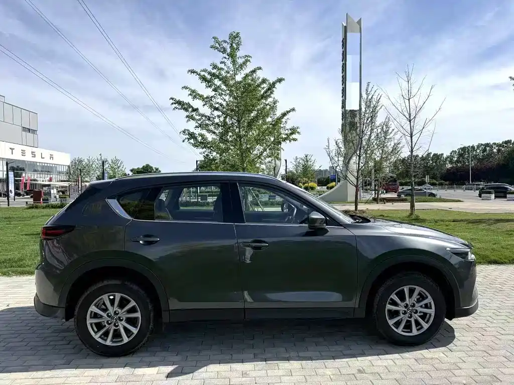 Mazda CX-5 2025 2.0L AT Pro