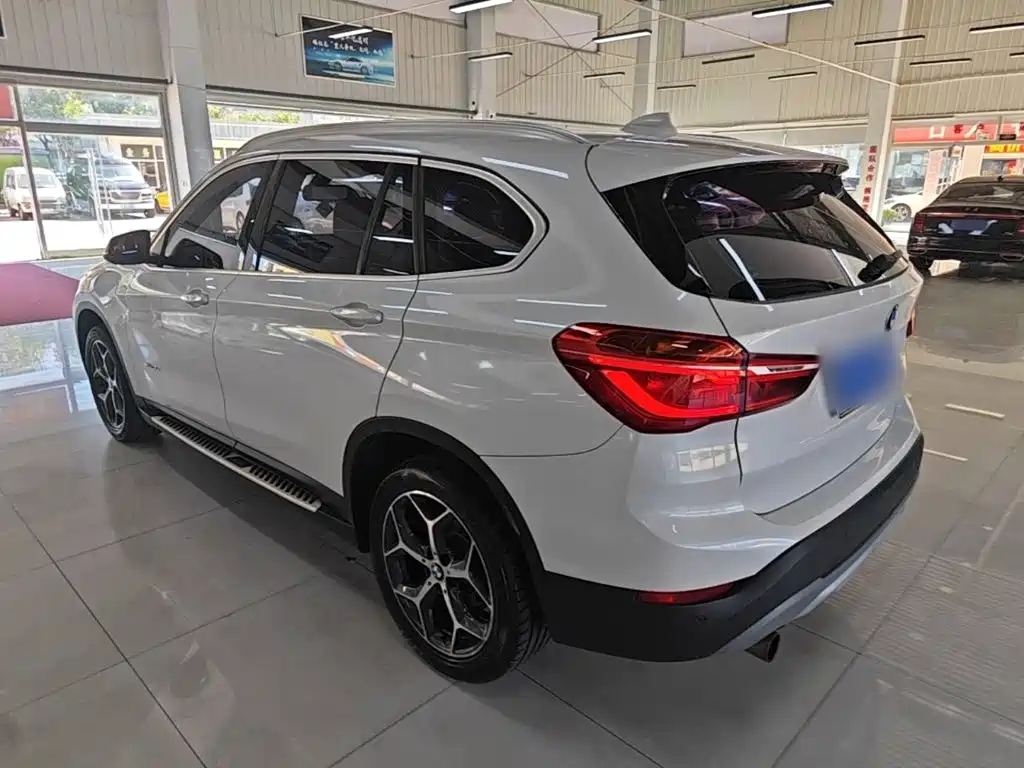 BMW X1 — миниатюра 5