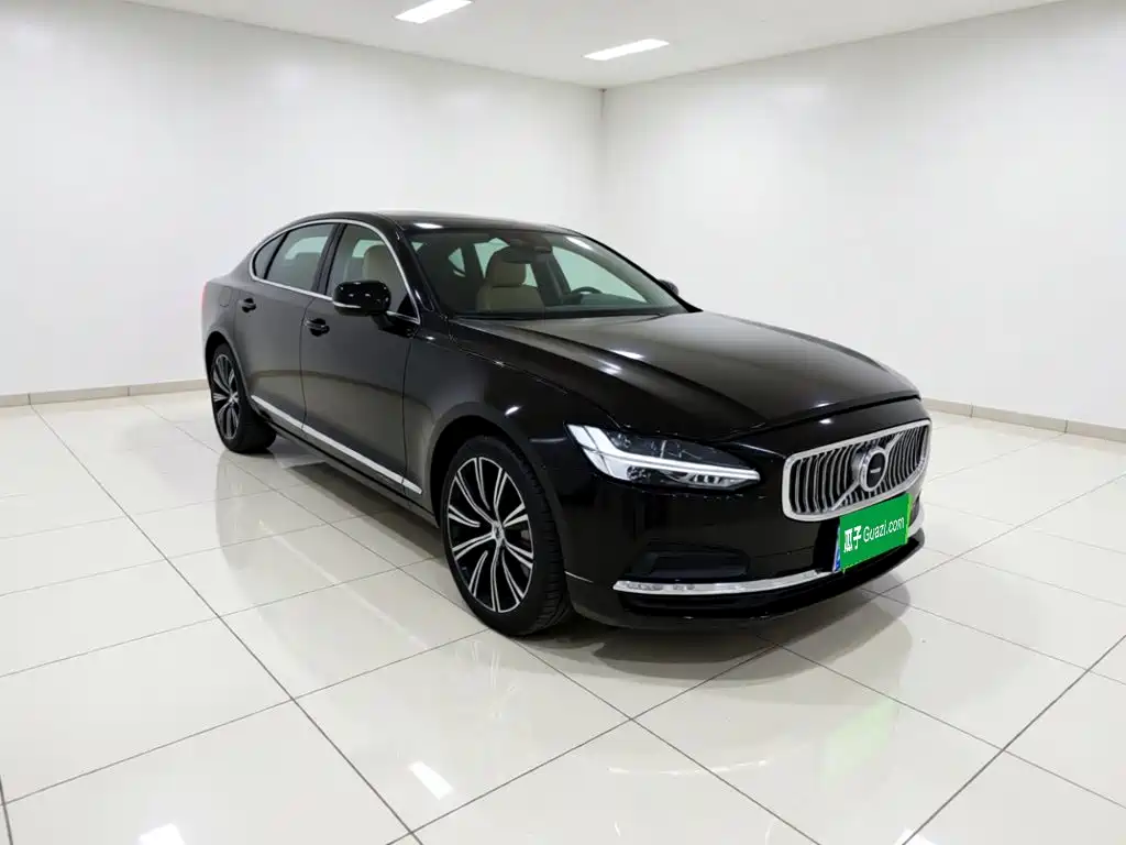 Volvo S90 — миниатюра 3