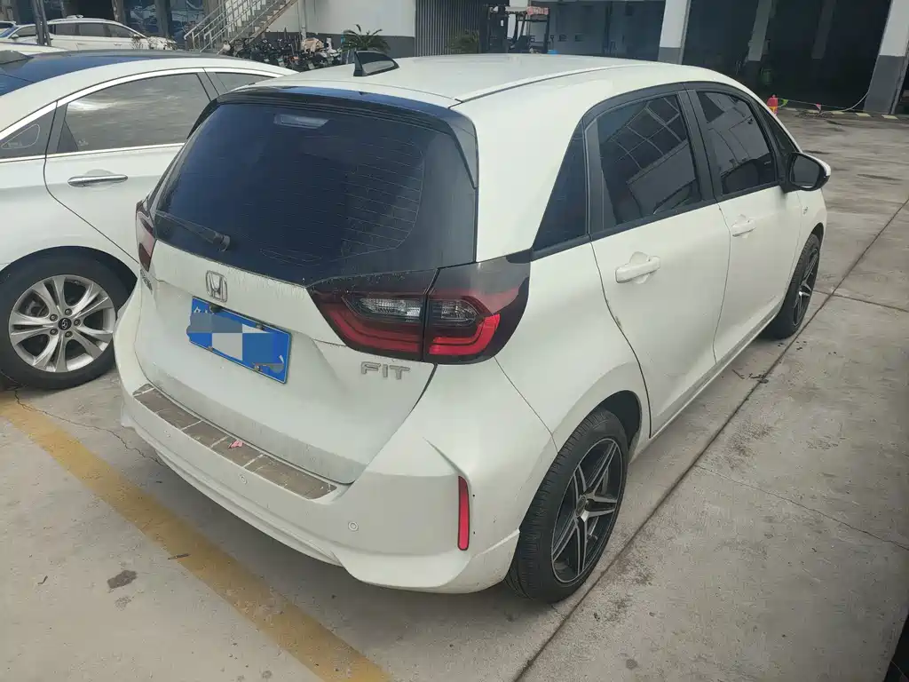 Honda Fit — миниатюра 4