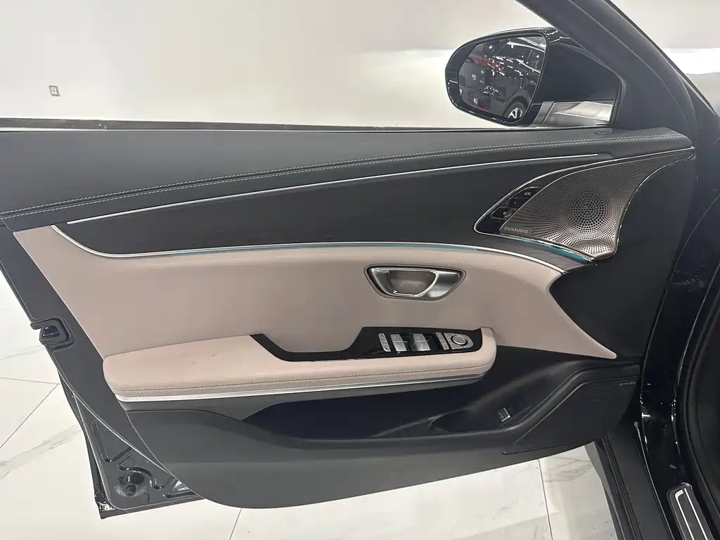 BYD HAN