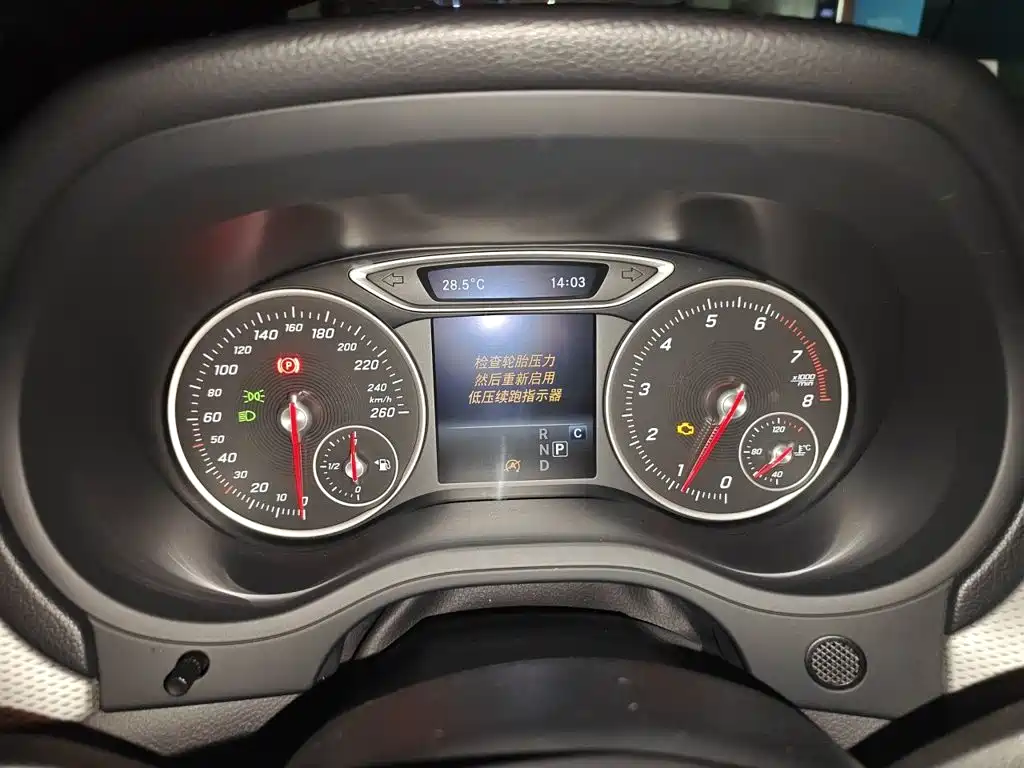 Mercedes-Benz B-Class — миниатюра 13