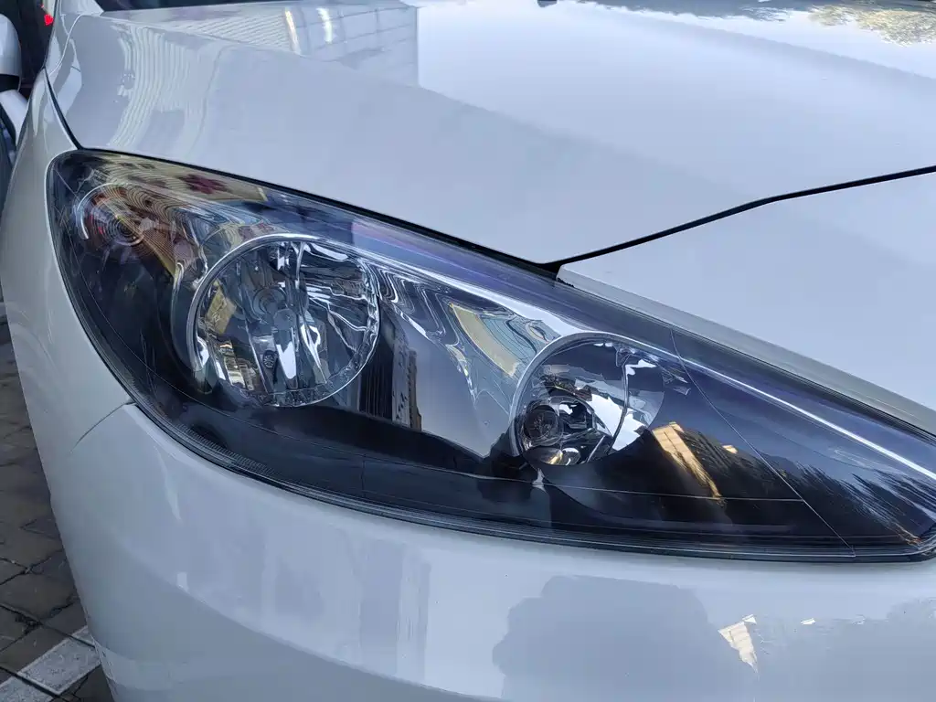 Peugeot 308 — миниатюра 17
