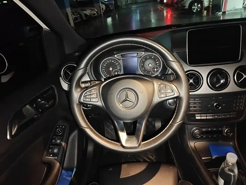 Mercedes-Benz B-Class — миниатюра 12