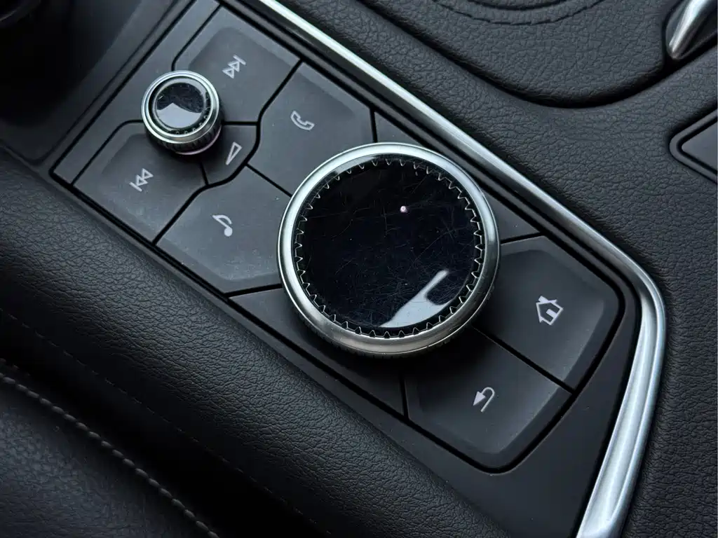 Cadillac XT5 — миниатюра 10
