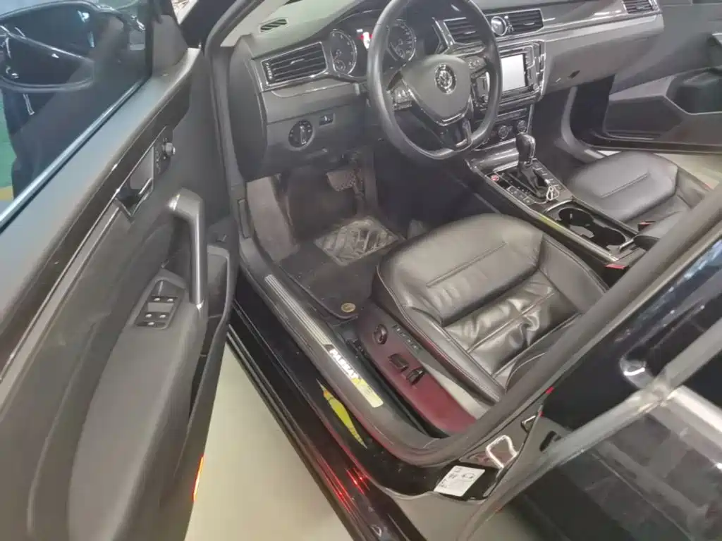 Volkswagen Passat — миниатюра 16