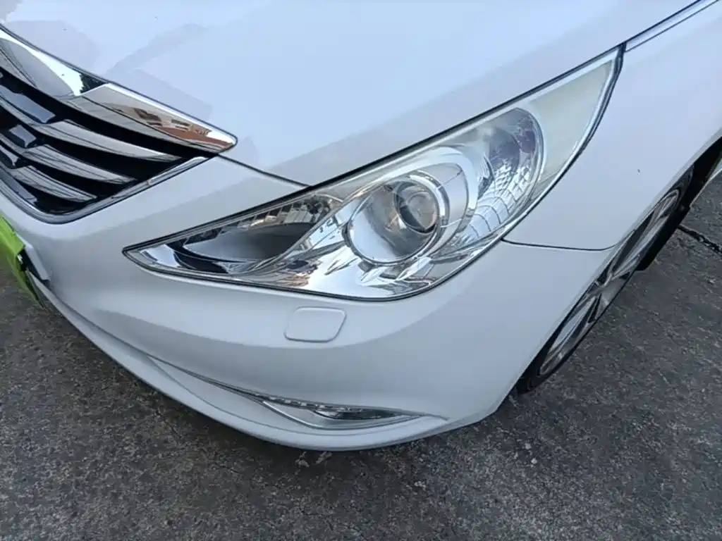 Hyundai Sonata — миниатюра 24