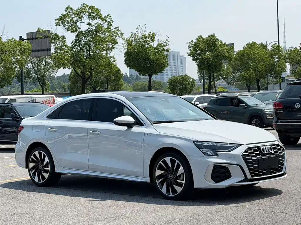 Audi A3 2023 A3L Limousine 35 TFSI Fashion Sport