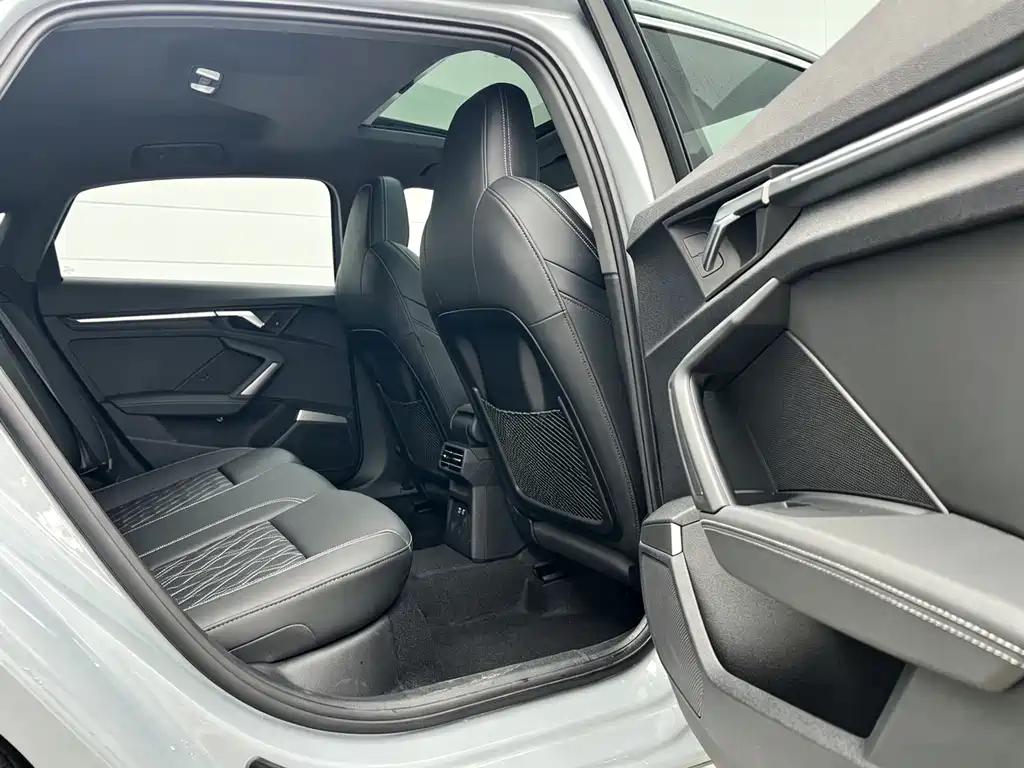 Audi A3 — миниатюра 10
