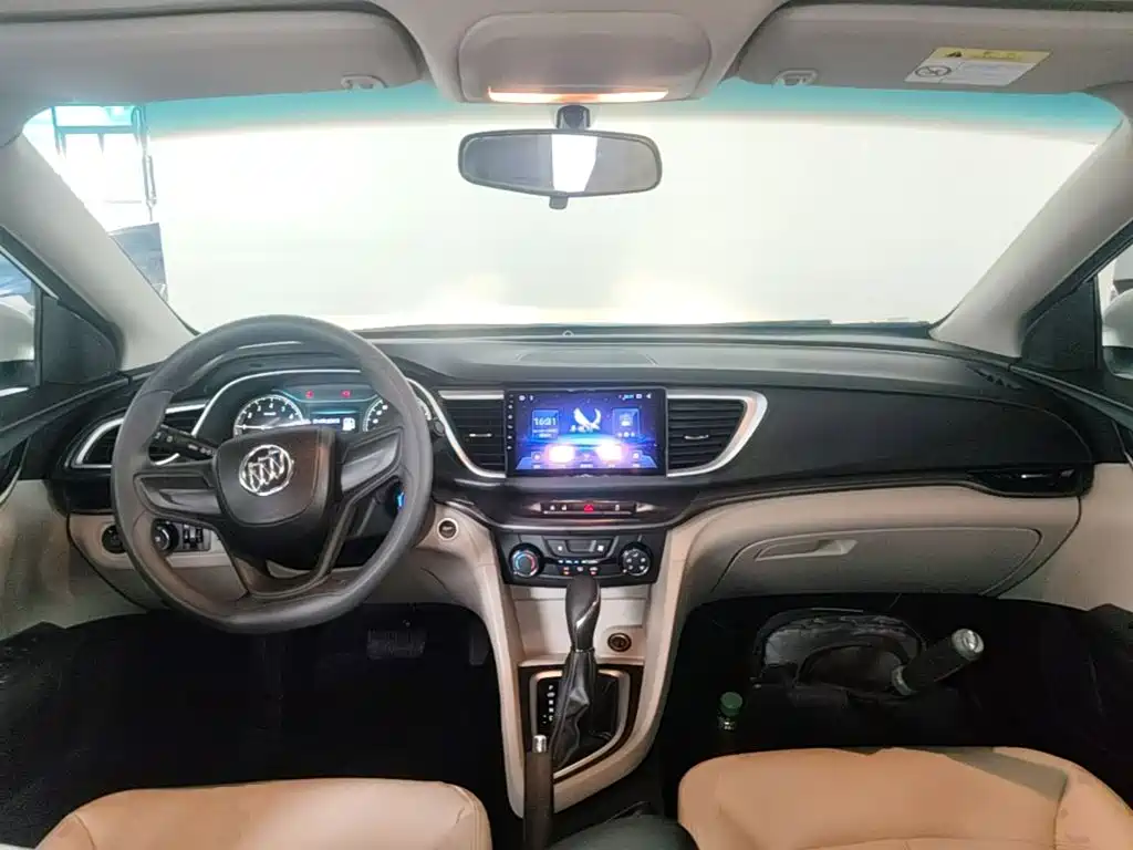 Buick Excelle — миниатюра 10