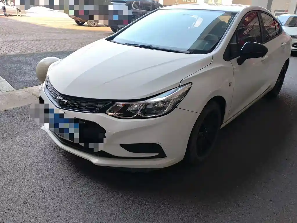 Chevrolet Cruze — миниатюра 15