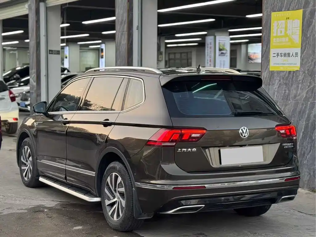 VOLKSWAGEN TIGUAN L NEW ENERGY