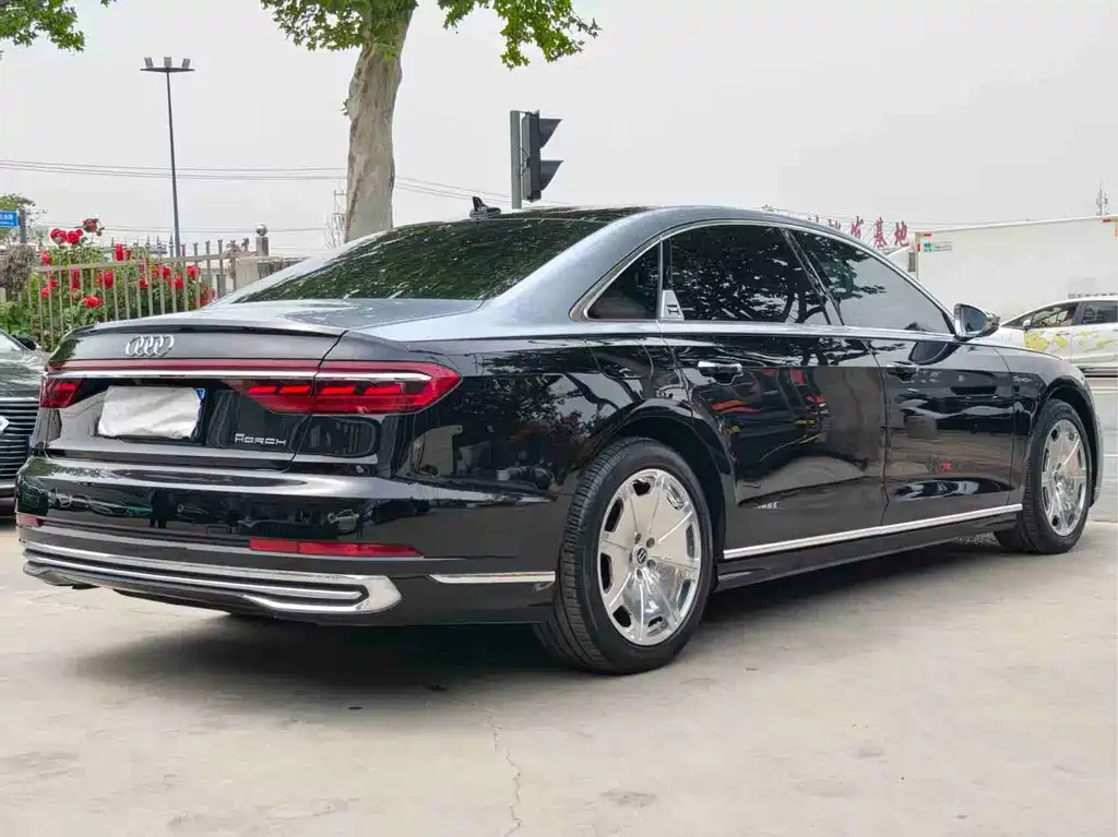 Audi A8 2023 A8L 45 TFSI quattro Luxury