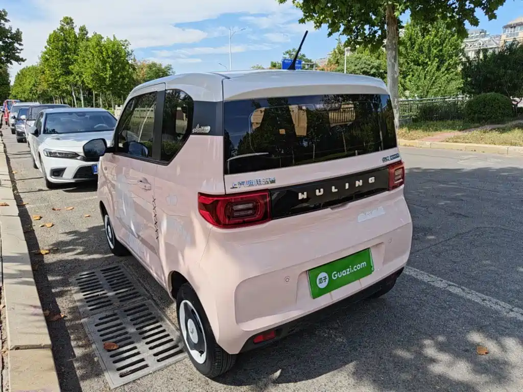 Wuling MINIEV — миниатюра 5