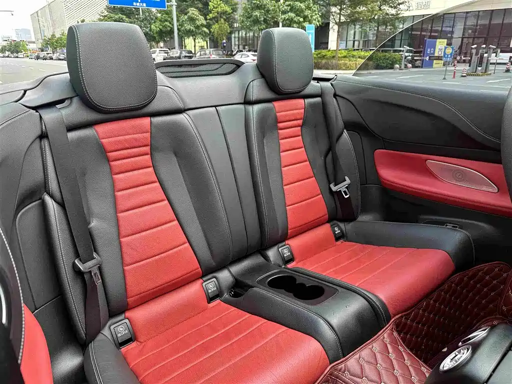 Mercedes-Benz E-Class (Import) — миниатюра 23