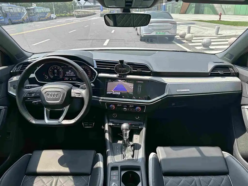 Audi Q3 — миниатюра 5