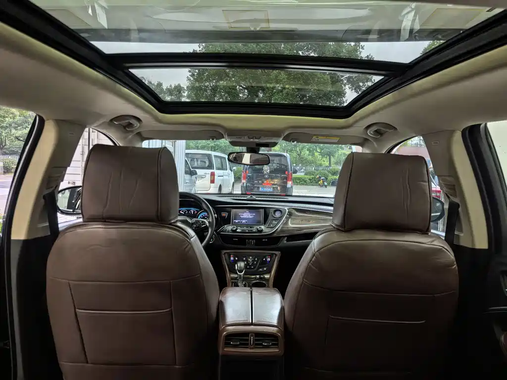 Buick Envision Plus — миниатюра 8