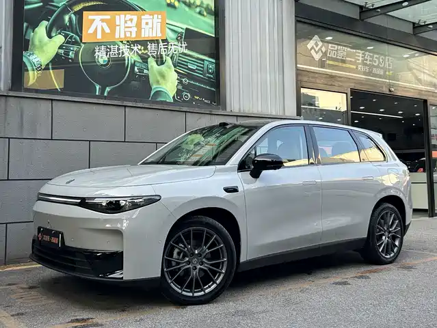 2025 Leapmotor C10
