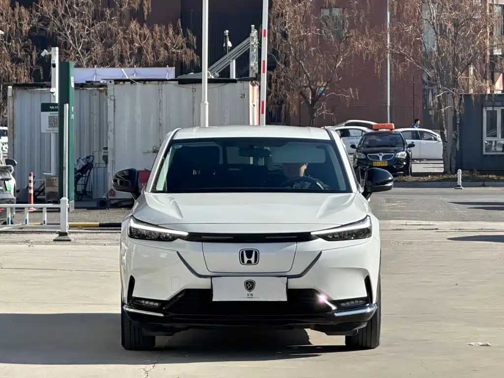 HONDA E:NS1