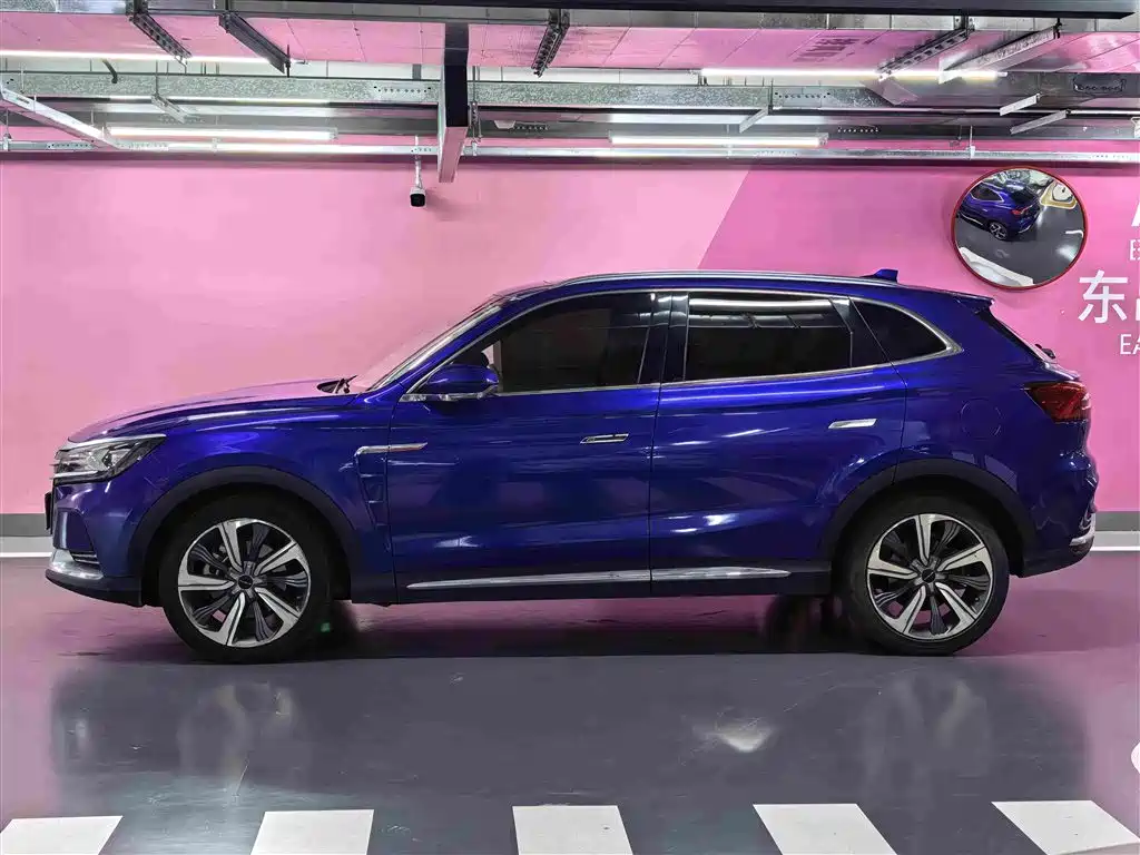 Roewe MARVEL X — миниатюра 4