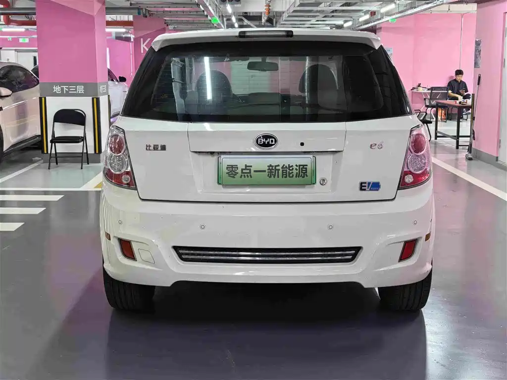 BYD e6 — миниатюра 6