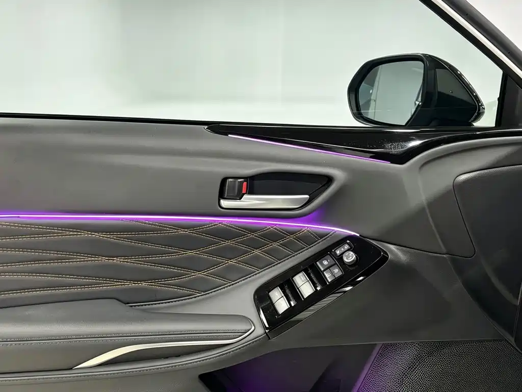 Toyota Avalon 2024 2.5L XLE Luxury