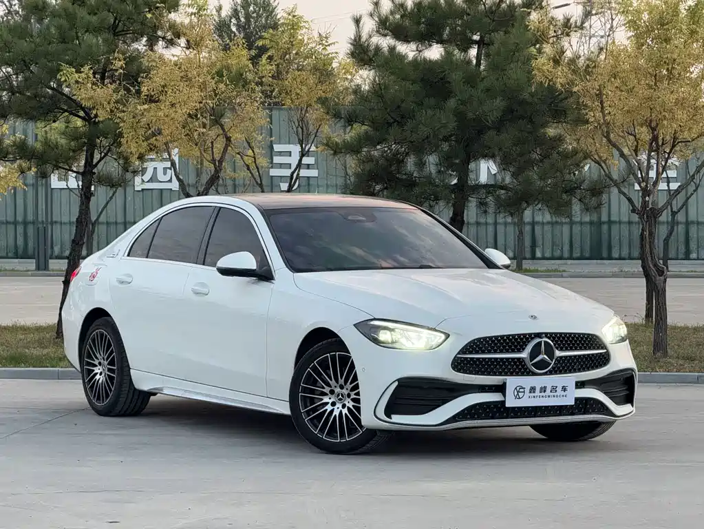 Mercedes-Benz C-Class — миниатюра 3