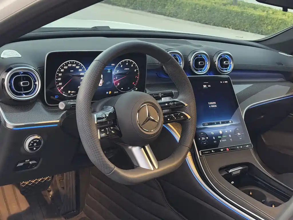 Mercedes-Benz C-Class — миниатюра 9