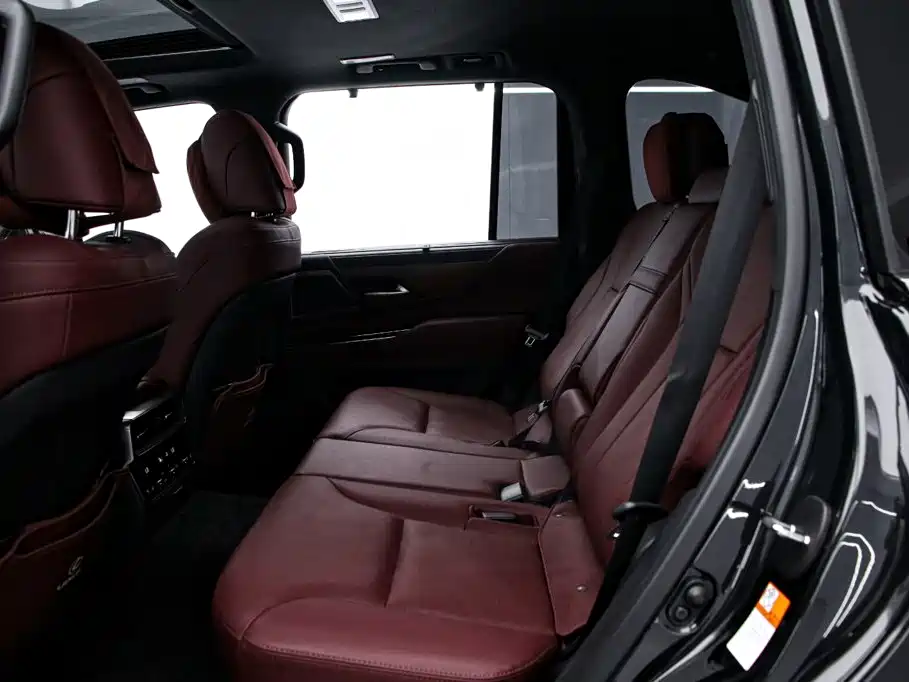 Lexus LX — миниатюра 18