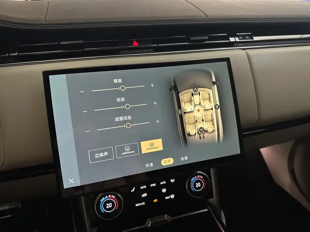 Land Rover Range Rover — миниатюра 22