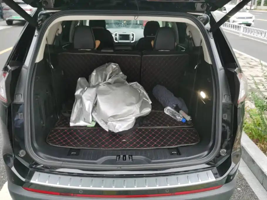 Ford Edge — миниатюра 4