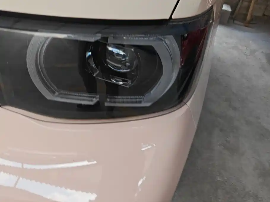 Wuling MINIEV — миниатюра 5