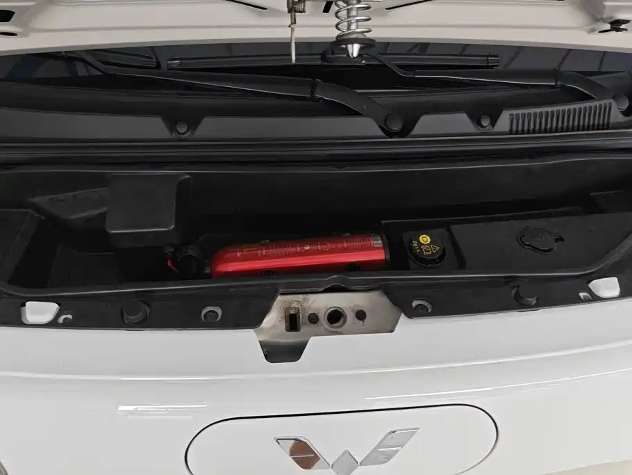 Wuling MINIEV — миниатюра 10